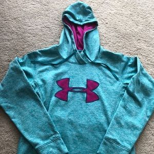 Under armpit sweatshirt